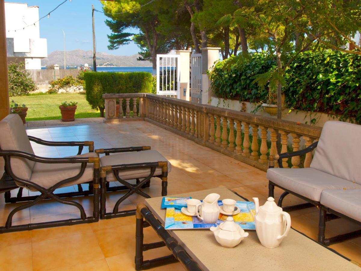 Villa Tita De Manresa, Con Jardines Y Vista Mar 阿尔库迪亚 外观 照片