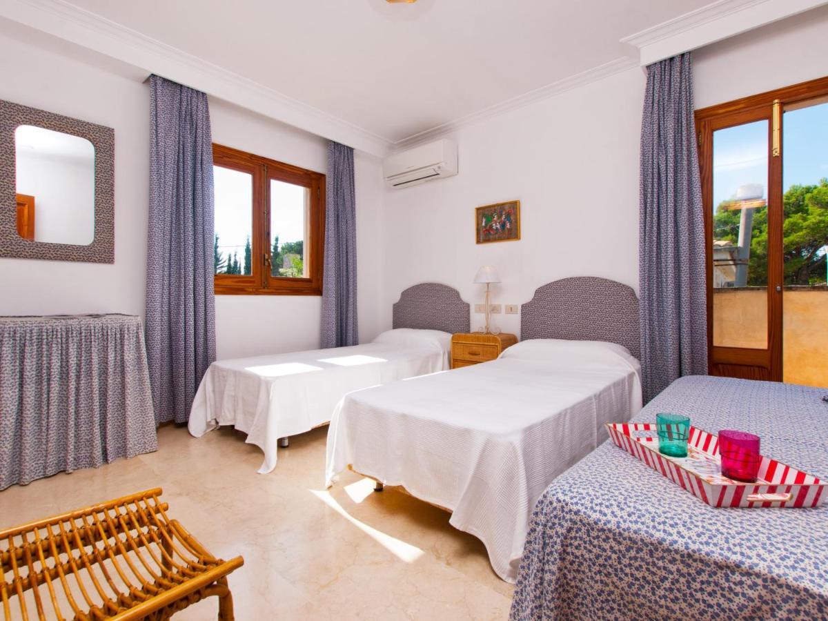 Villa Tita De Manresa, Con Jardines Y Vista Mar 阿尔库迪亚 外观 照片