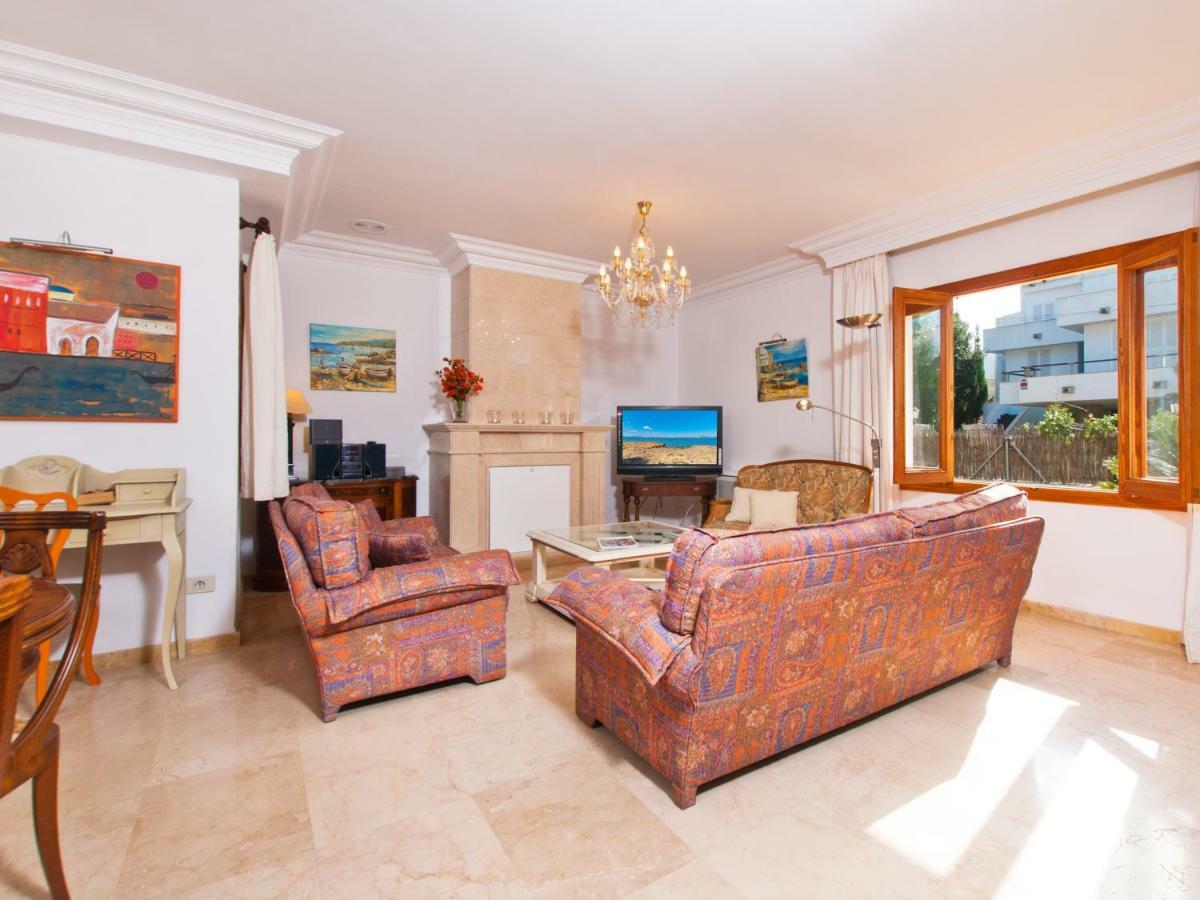 Villa Tita De Manresa, Con Jardines Y Vista Mar 阿尔库迪亚 外观 照片